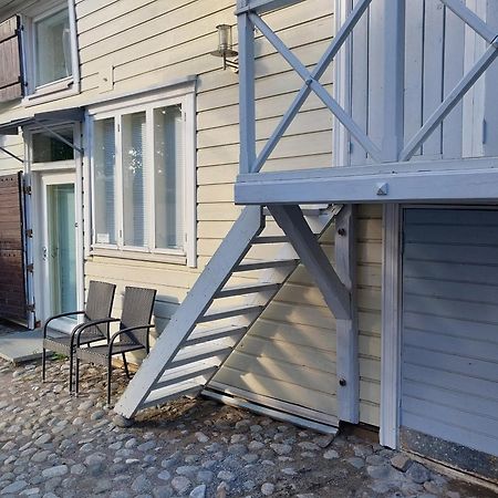 Uniikki Talo Kirjastosilta - Unique House At Centre Apartamento Turku Exterior foto